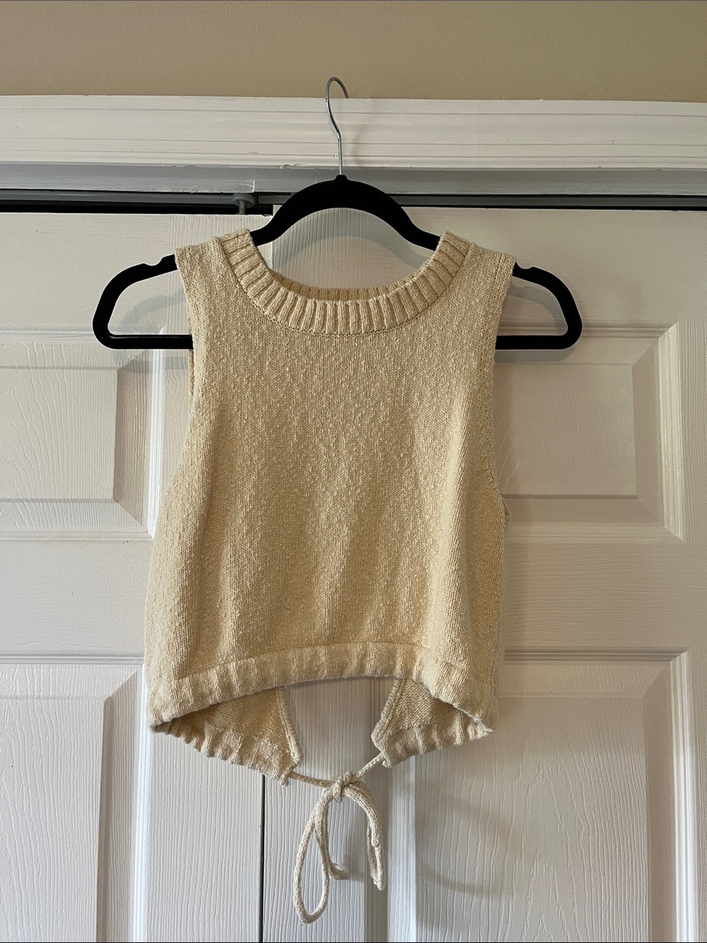 Women's Cream Knit Tie-Front Tank Top